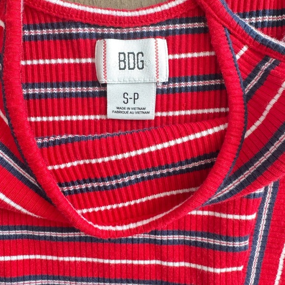 BDG Red and Black Fitted Crop Camisole - Picture 5 of 6